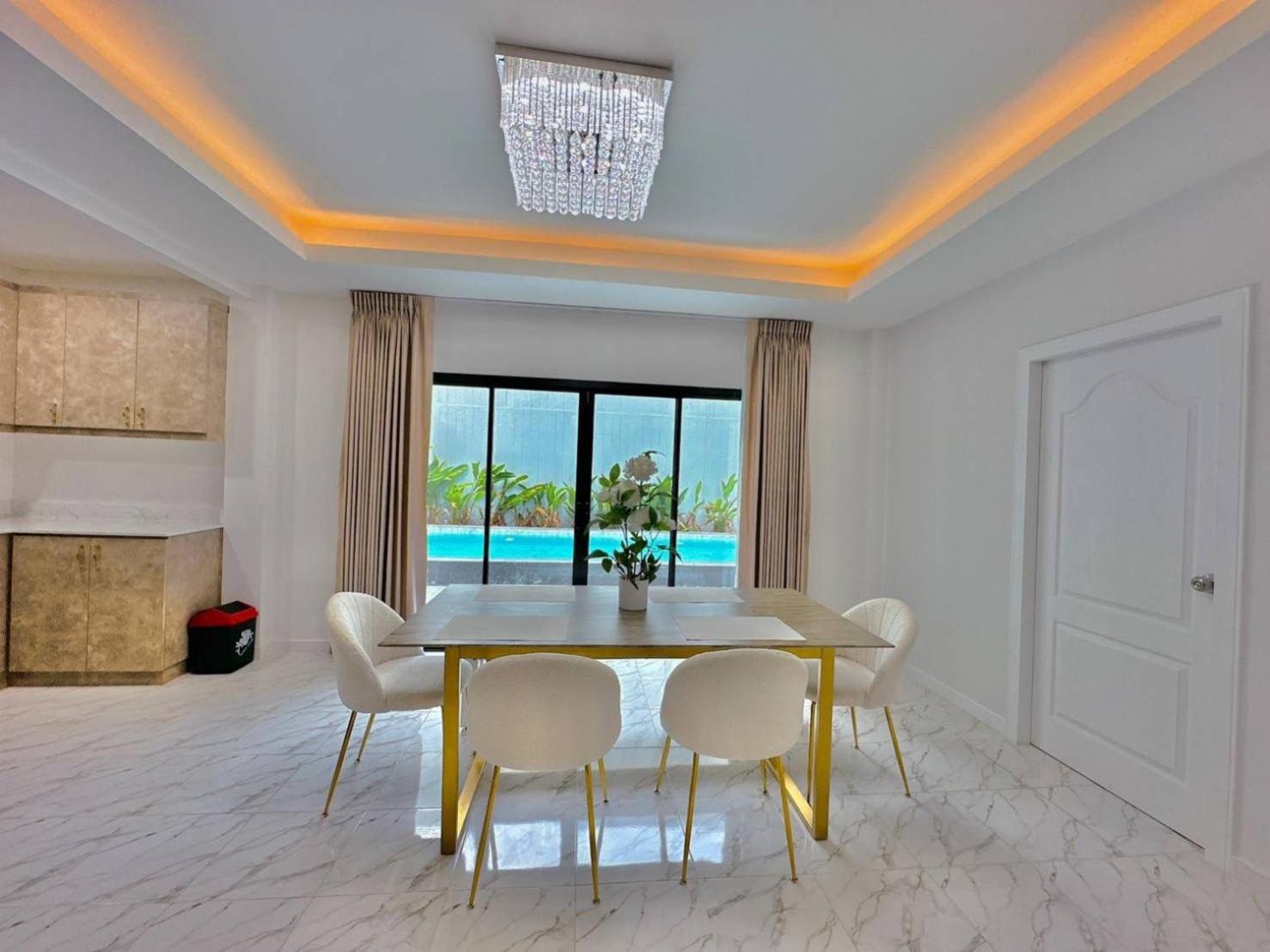 4Bedroom Pool Villa Near Walking St Bonk Паттайя Экстерьер фото